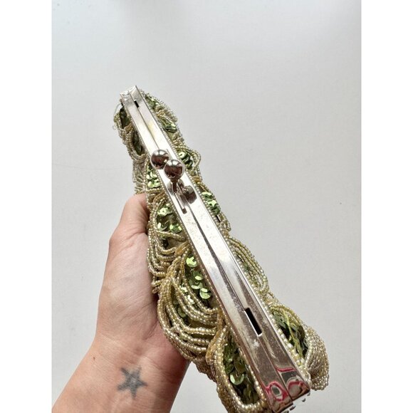 Unbranded Green Scalloped Beaded Sequin Embellished Satin Evening Purse Bag - Picture 7 of 11